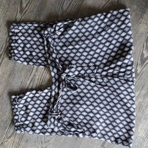 Maurices Tie waist Cuffed Leg Dress Pants Black Pink XL